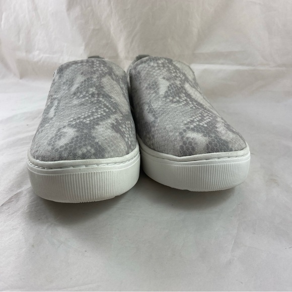 Dr Scholls Loafer Shoes Memory Foam Be You Gray Faux Suede Slip-on Women’s 10 M - Picture 7 of 13